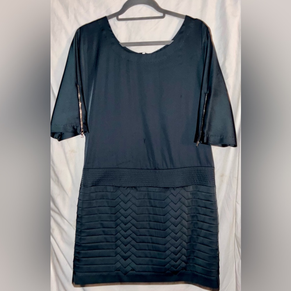 Phoebe Couture Cocktail Evening Black Dress Unique Pleated Detail Size 10 New